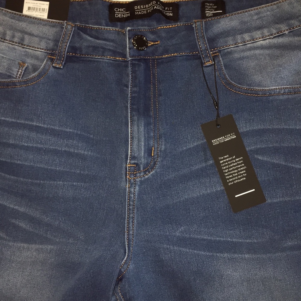 High Rise Skinny Jeans Floral Pattern NWT Sz 16R